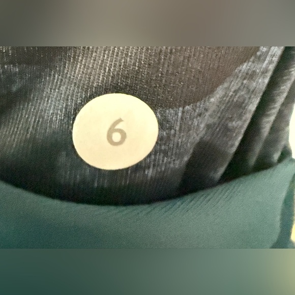 Lululemon Clip in Crop Blue Leggings - Picture 5 of 5